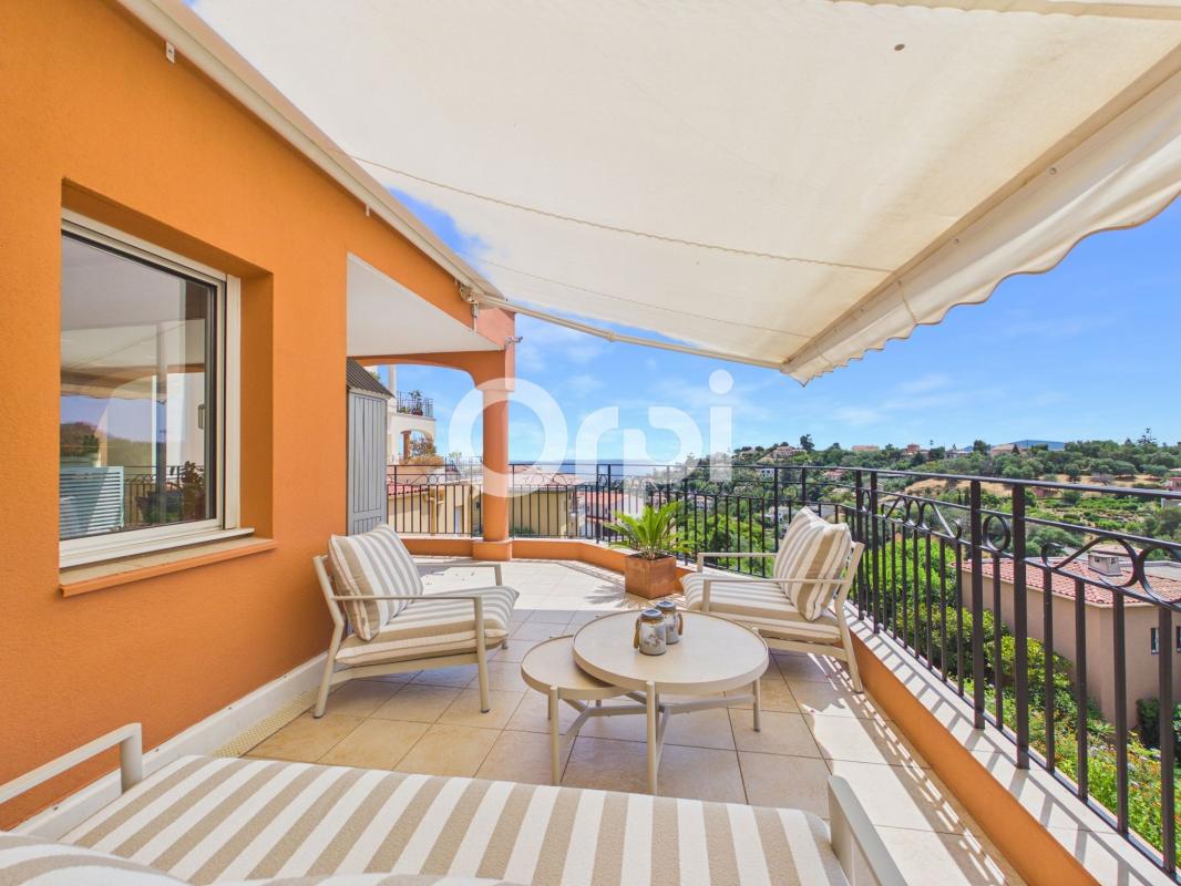 VUE MER - ENTIEREMENT RENOVÉ- GDE TERRASSE - CALME ABSOLU -CAVE