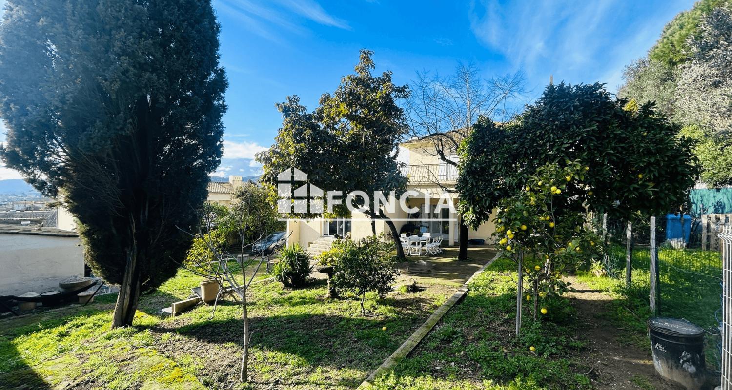 CANNES LA. BOCCA VILLA 218m2 sur 850m2