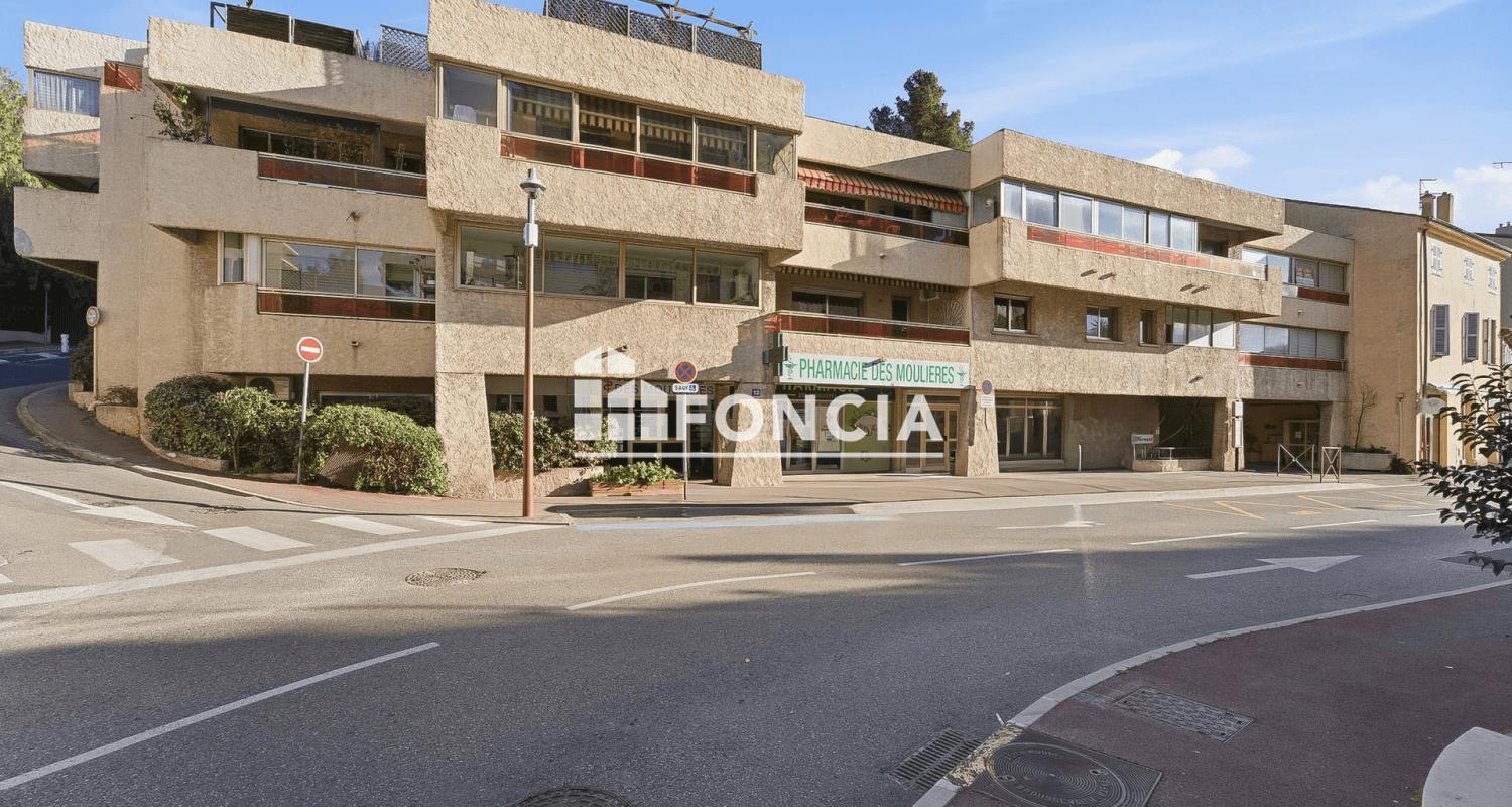 Cannet Breguieres T2 en rdc de 50M2 pus loggia vendu loué