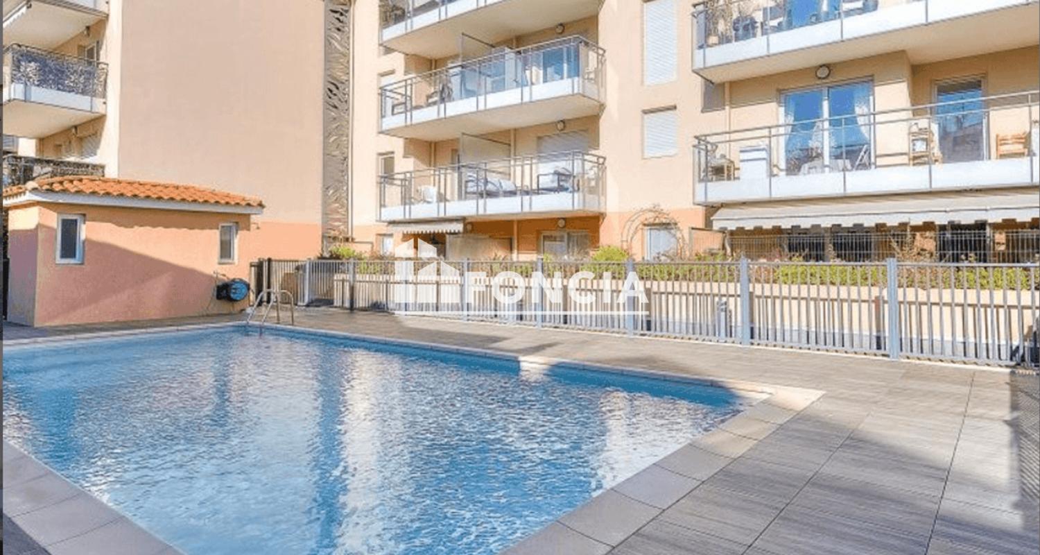 RESIDENCE RÉCENTE DE STANDING SPACIEUX 2 PIECES TERRASSE BOX PISCINE