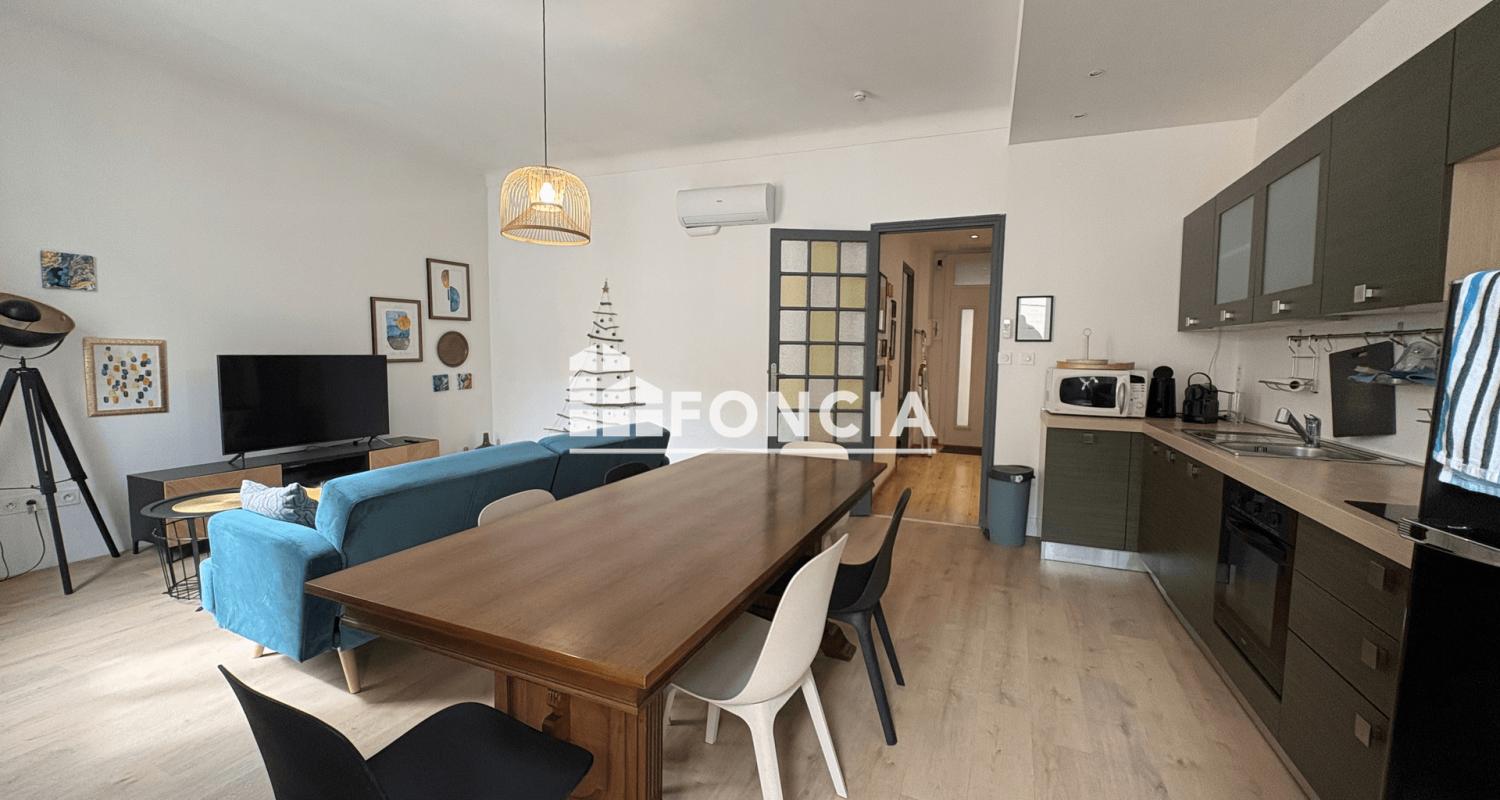 Cannes centre Tribunal - 5 mn à pied de la rue d'Antibes - 4P 86,75 m2 - état neuf -