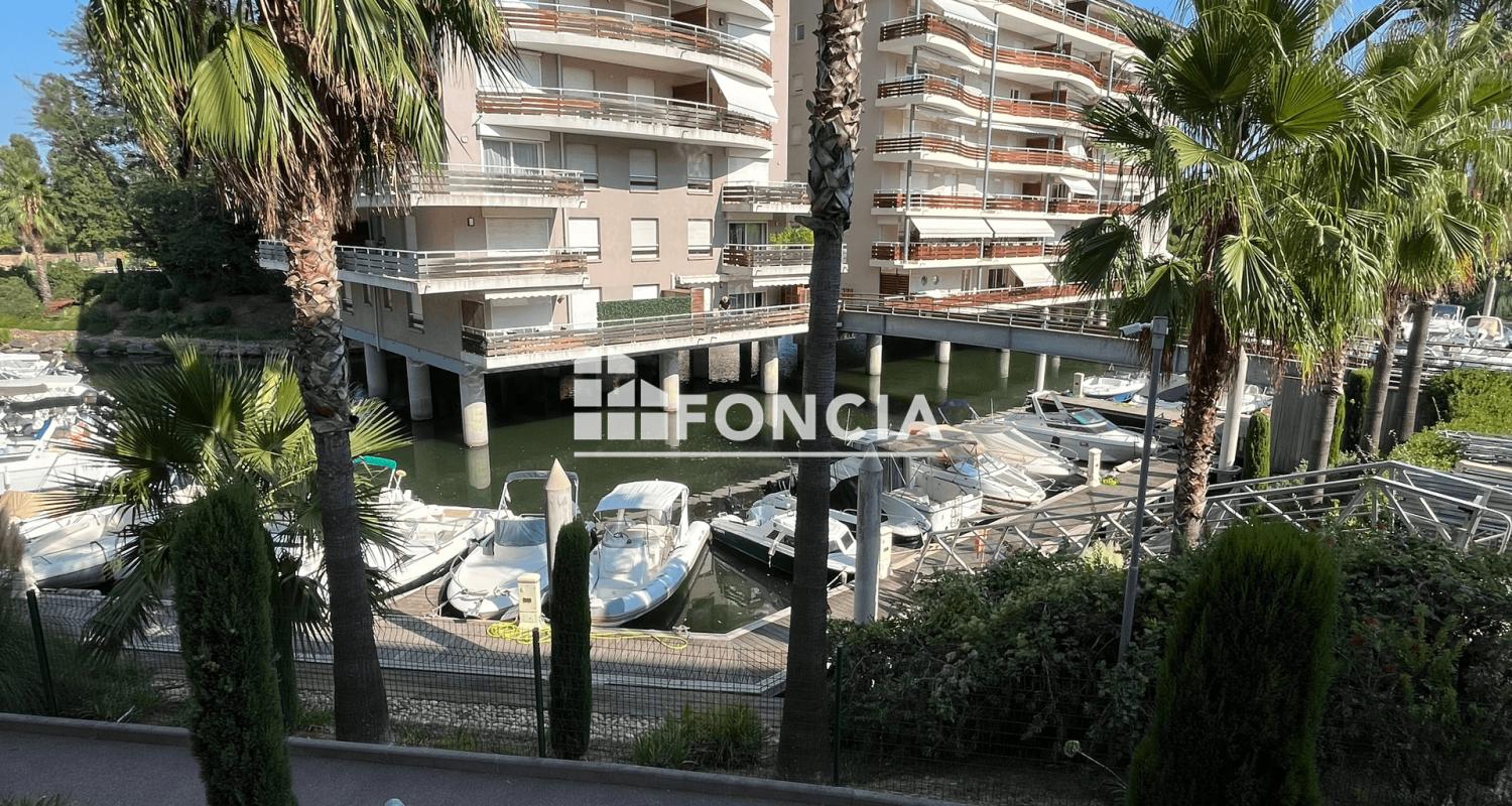 Magnifique 3 pièces avec terrasse XXL de 100 m² en résidence de standing avec marina privée