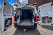 Peugeot Expert III 2.0 BLUEHDI 120 S&S STANDARD PREMIUM