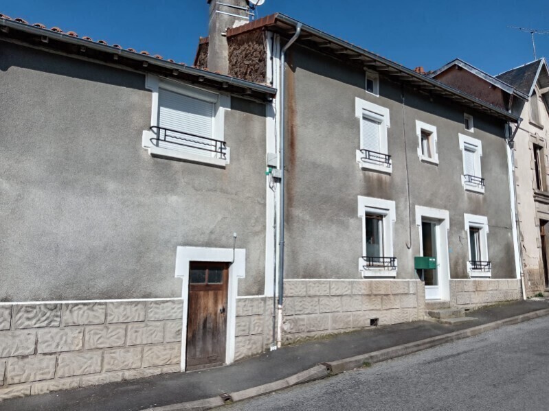 87460 BUJALEUF - Maison familiale de 176 m²