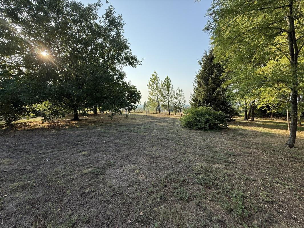 Terrain 699 m2  hors lotissement