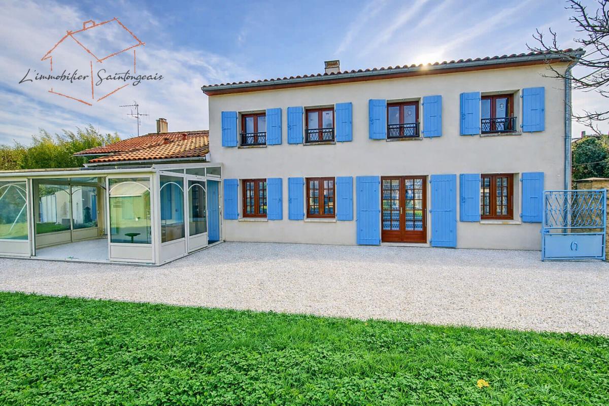 Propriété 8 pièces – 139 m² – Deux maisons – Terrain 5 319 m²