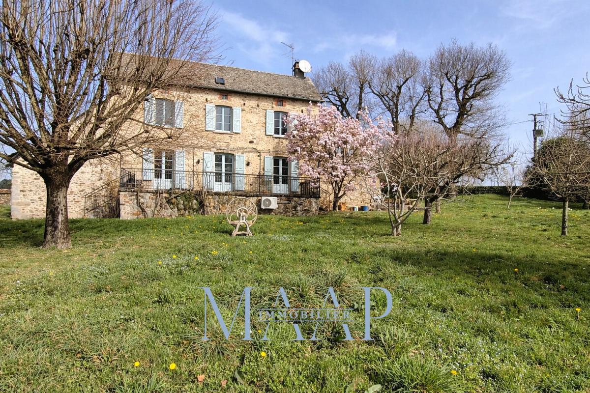 MAISON EN PIERRE 158m2