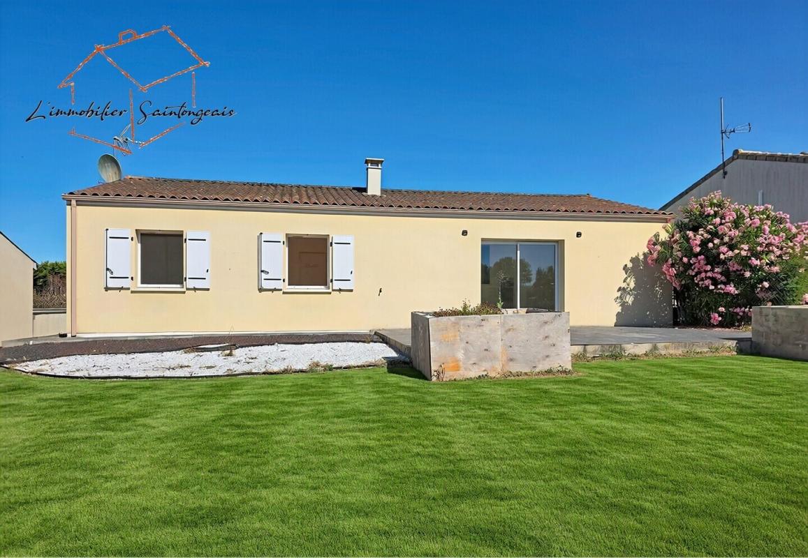 TRIAC-LAUTRAIT | 89 m² | 3 Chambres | 803 m²