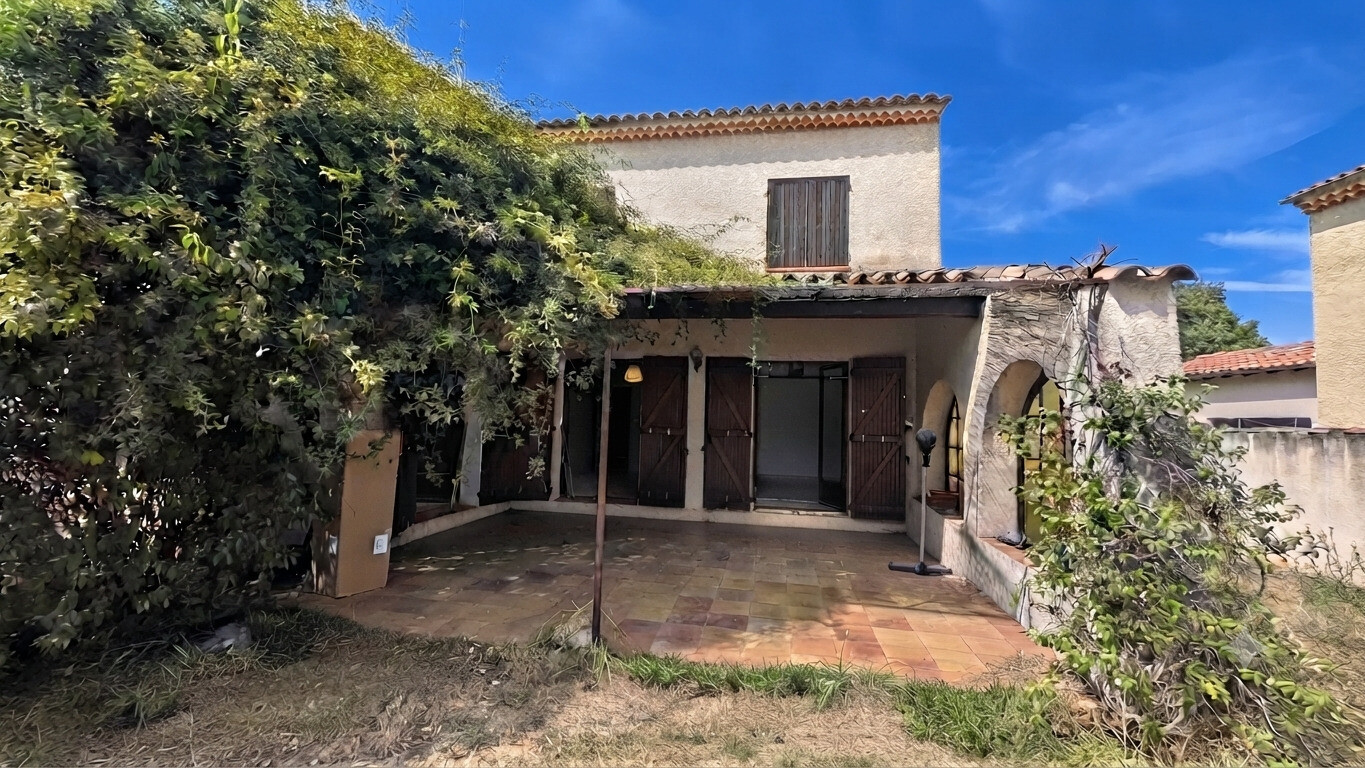 Grande villa familiale au calme au Puy Sainte Reparade