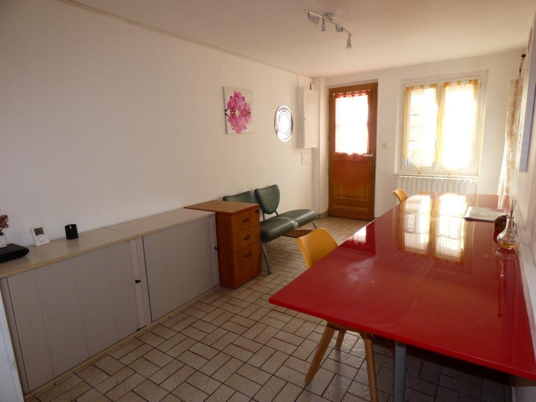 Centre Ville maison deux chambres sans travaux