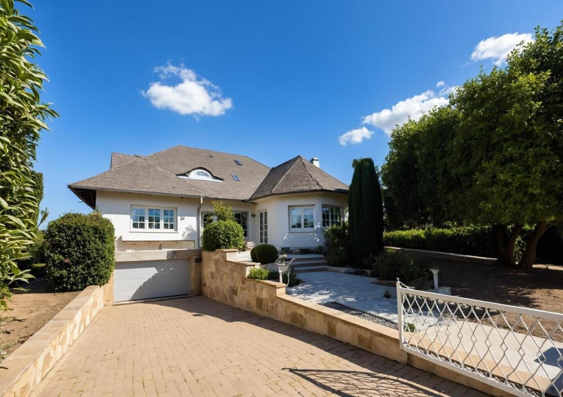 Villa de Caractère 180 m2 Jardin, SOUS OFFRE
