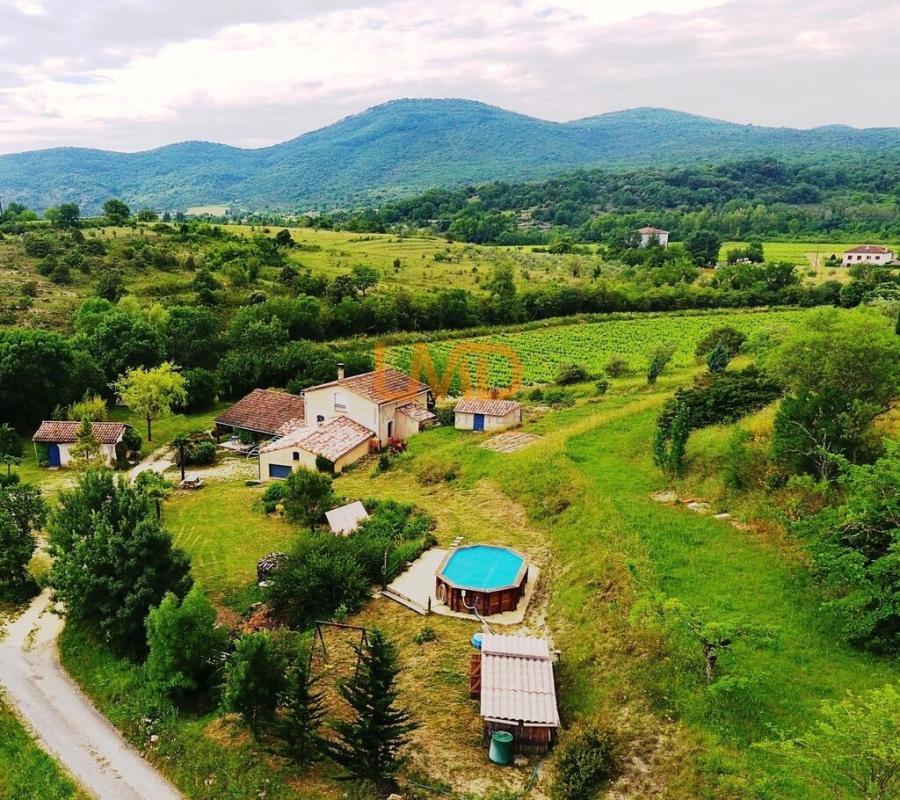 Maison familiale de 136m² avec jardin arboré de 5470 m²