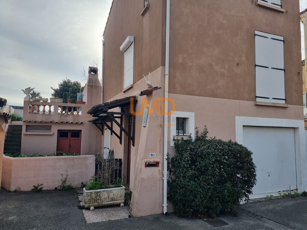 Puget-sur-Argens Maison individuelle T4 100 m² Garage/Cave/Jardi