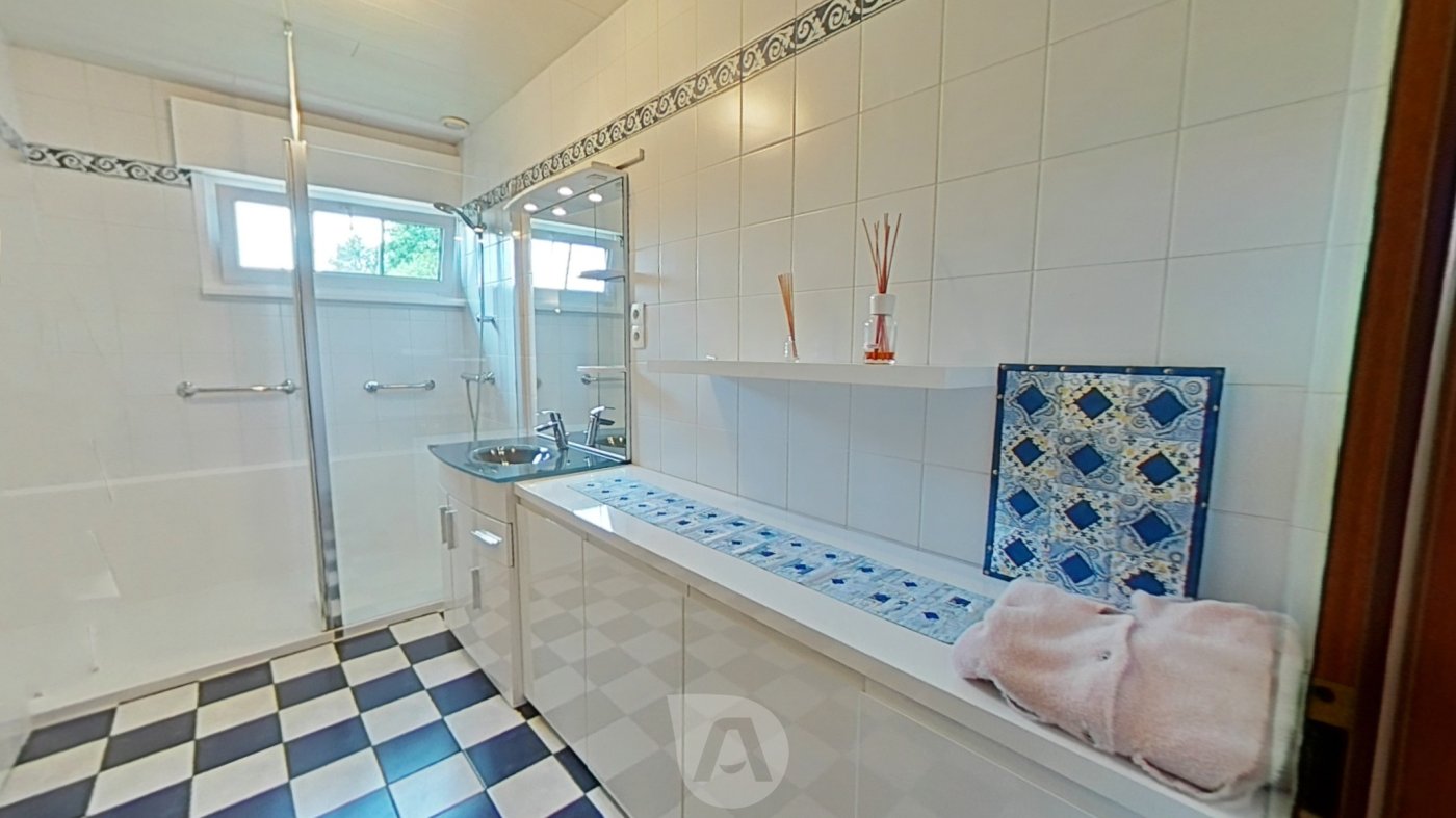 Maison 5 pièces 4 chambres 151.60 m² LA PETITE PIERRE - Photo 4