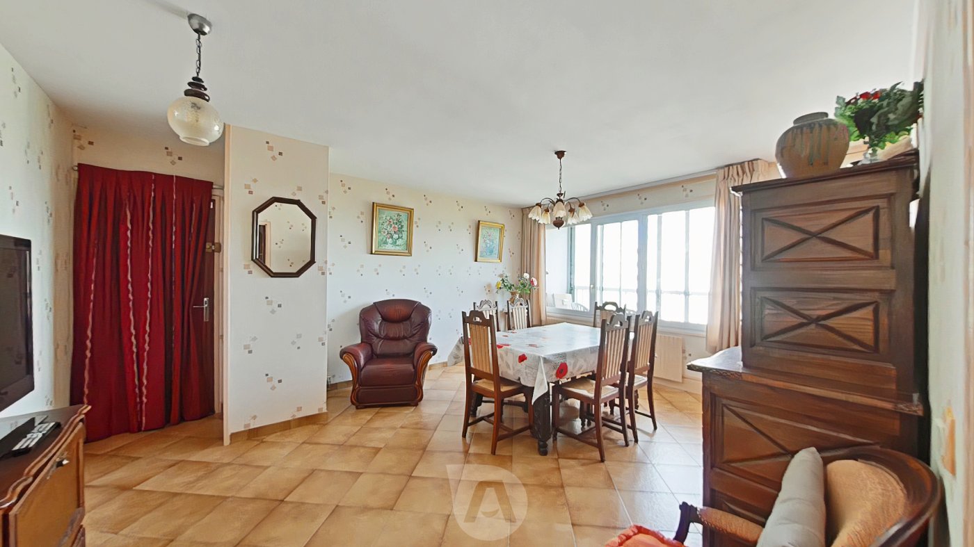 Appartement à vendre, 3 pièces, 65 m², Rillieux La Pape