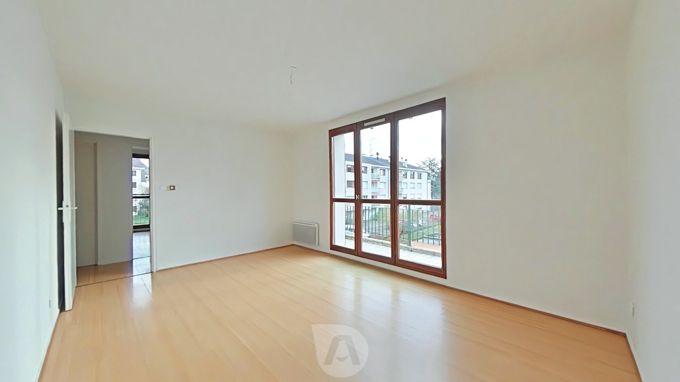 Appartement 4 pièces 103.25m² avec deux balcons et garage STRASBOURG - Photo 2