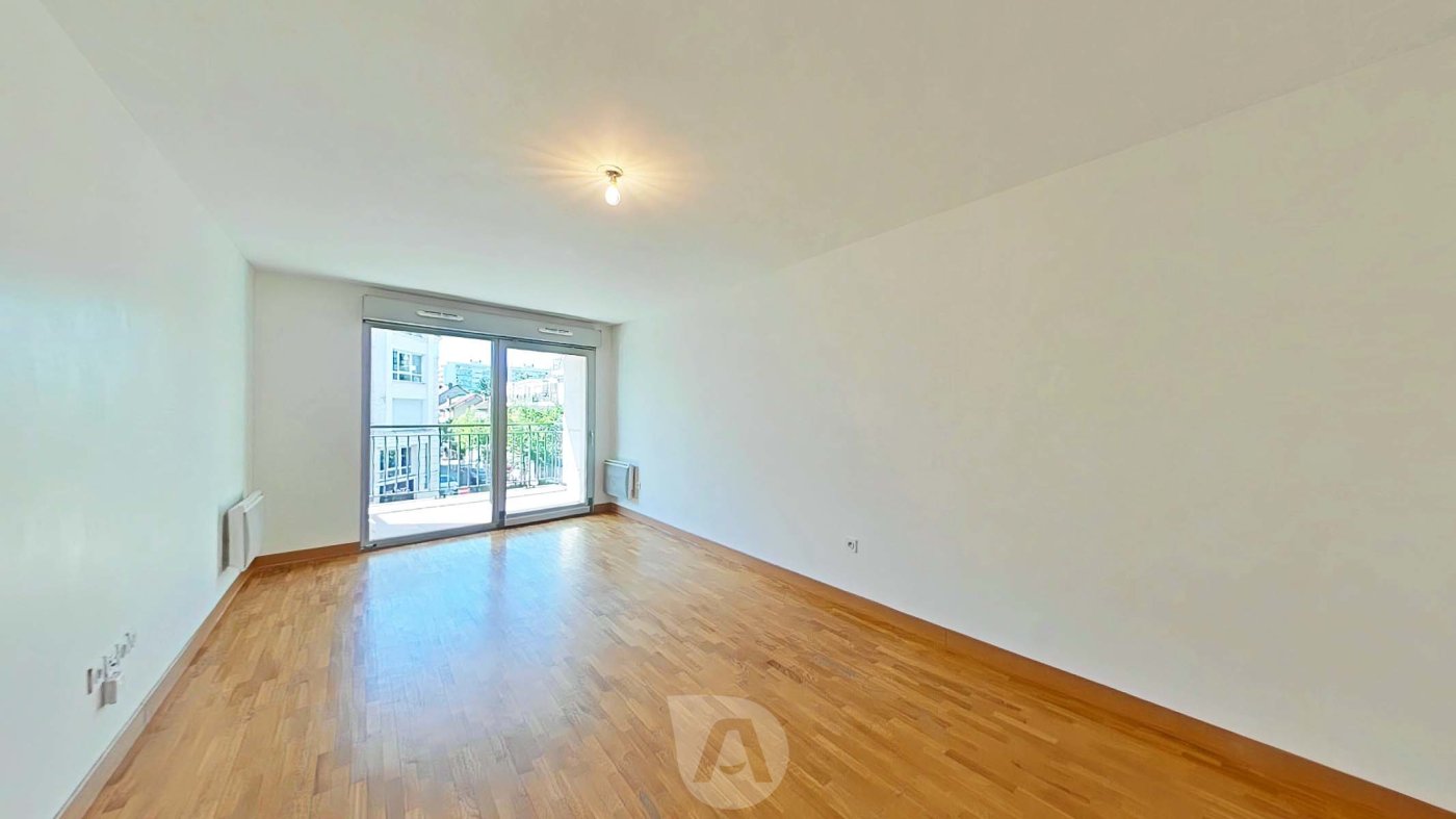 Appartement T3 de 66.33 m² carrez à Antony avec balcon et parking - Photo 2