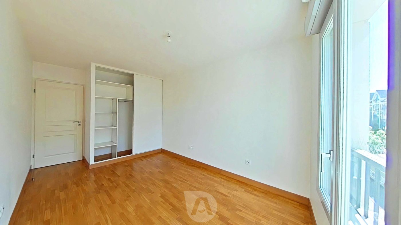 Appartement T3 de 66.33 m² carrez à Antony avec balcon et parking - Photo 5