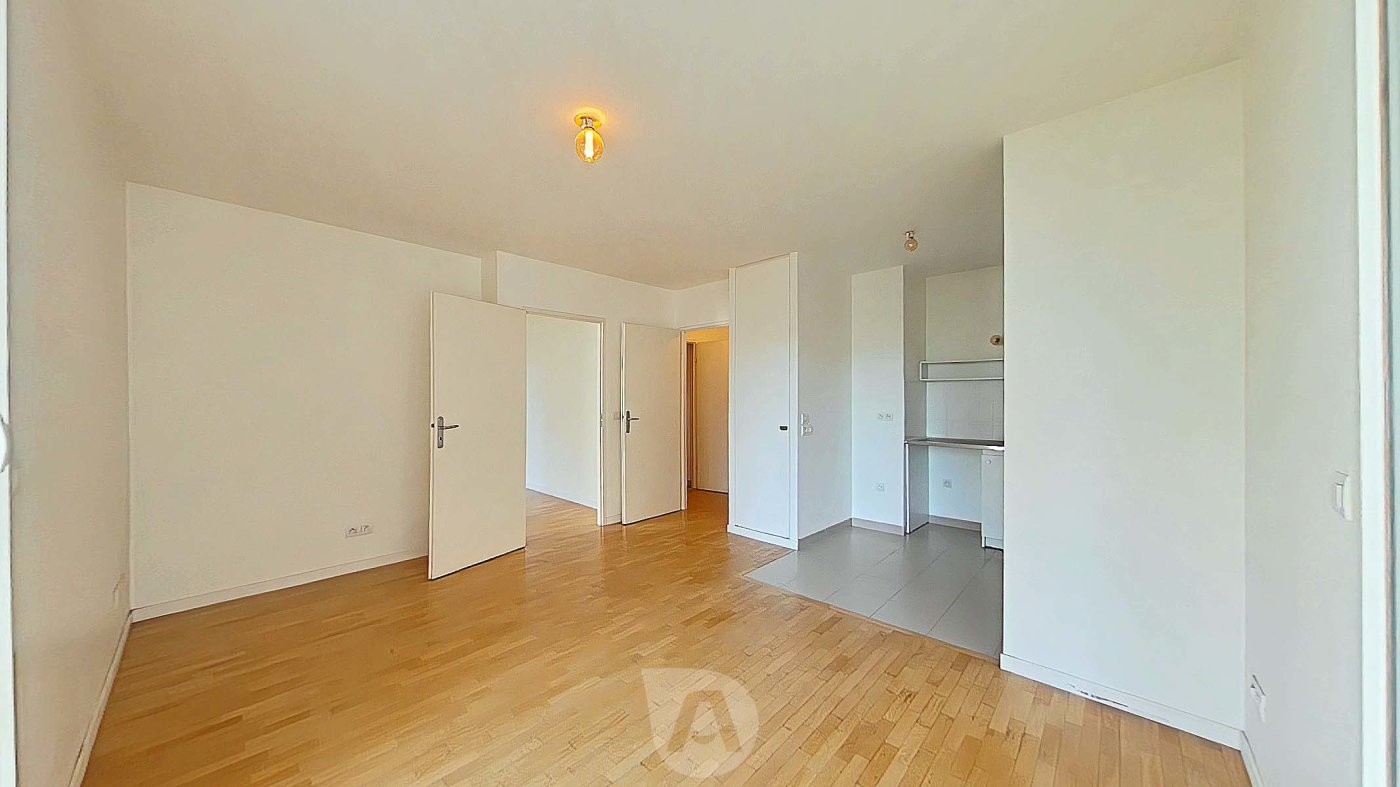 Appartement 2 pièces 1 chambre 39.50m² carrez avec parking et balcon à ISSY LES MOULINEAUX - Photo 2
