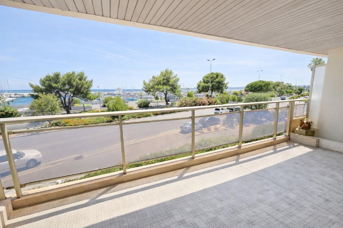 Saint Laurent Les Vespins - 3 pièces de 68.80 m² avec parking