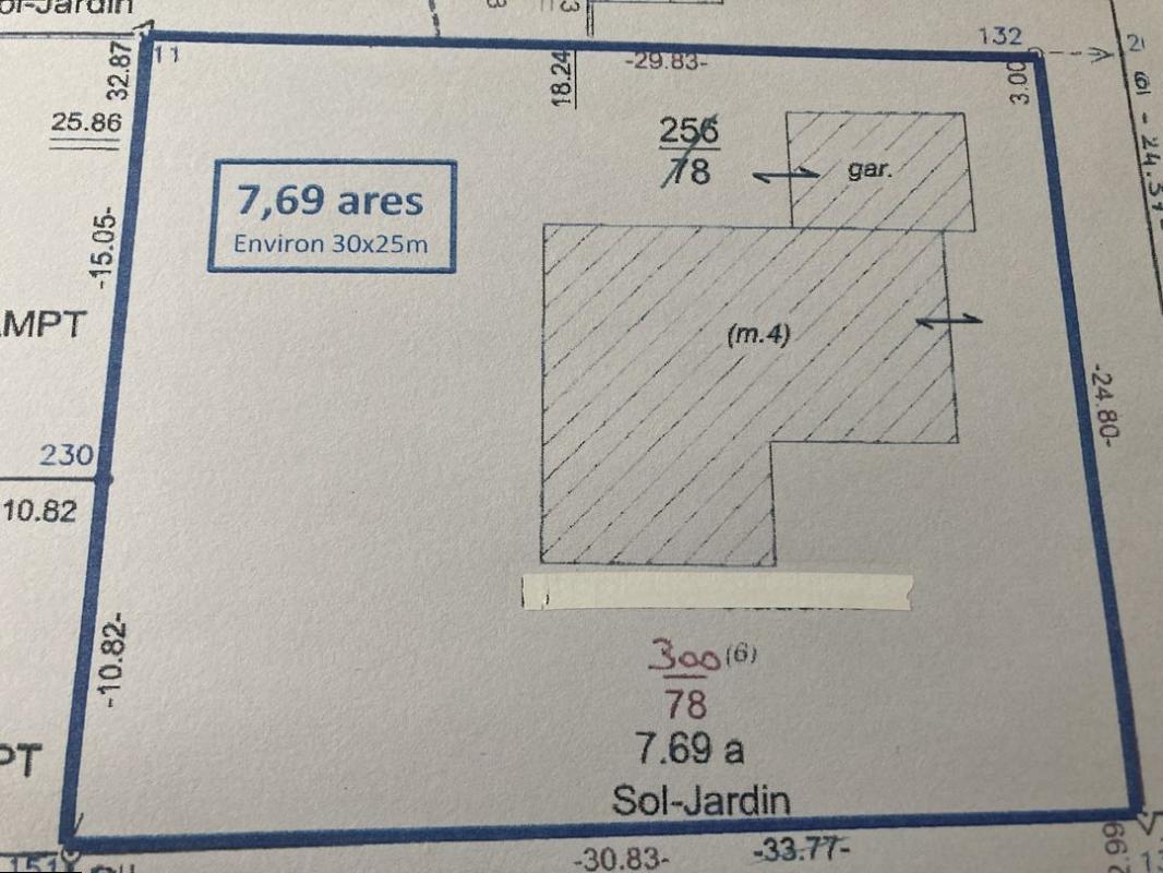 Terrain - 769m ²