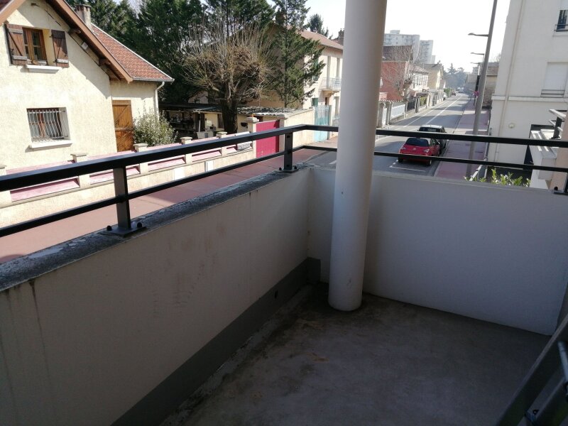 T2 - Photo 2