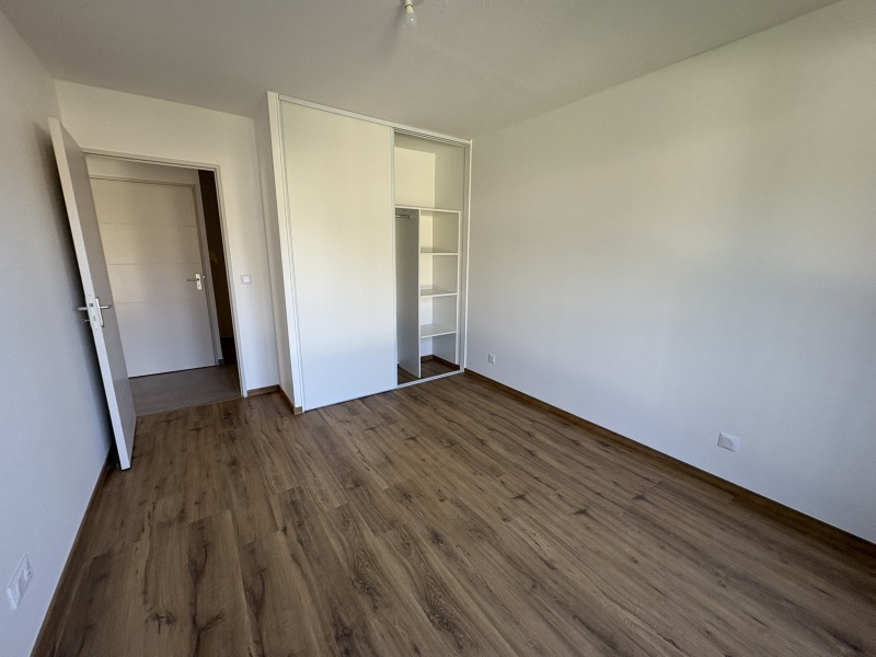 T3 - Photo 3