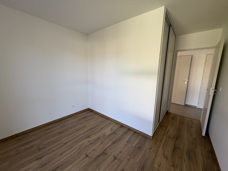 T3 - Photo 4