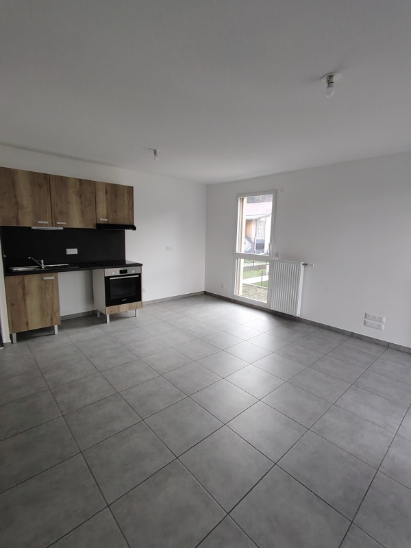 Appartement à louer, 3 pièces, 62 m², Albertville