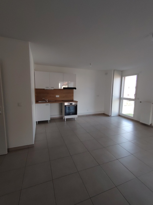 Appartement à louer, 3 pièces, 62 m², Albertville