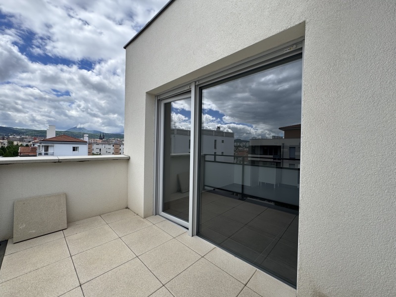 Appartement à louer, 3 pièces, 59 m², Clermont Ferrand