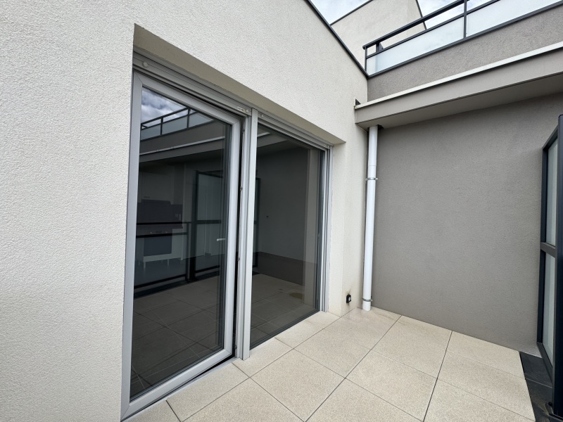 T3 - Photo 2