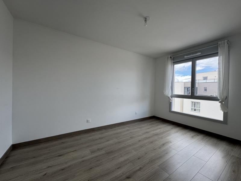 T3 - Photo 4
