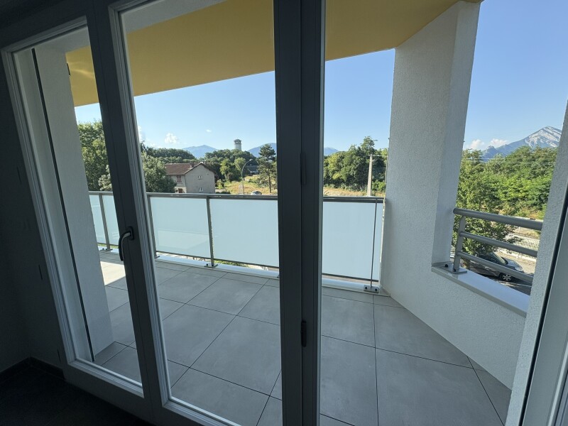 Appartement à louer, 4 pièces, 78 m², Le Pont De Claix