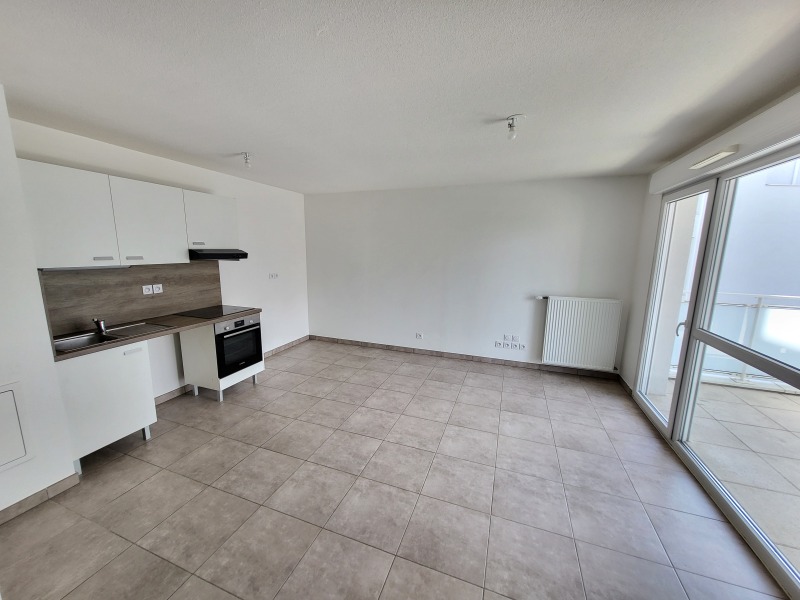T3 - Photo 2