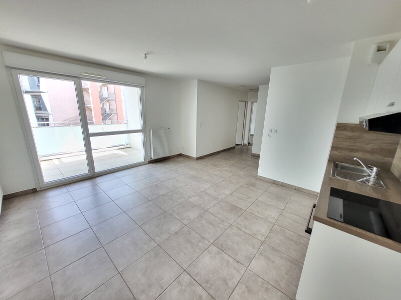 T3 - Photo 3