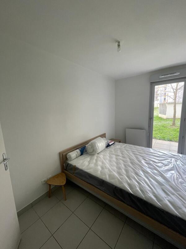 T1 - Photo 5