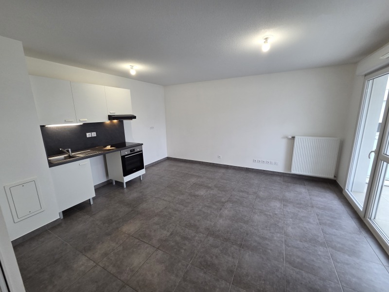 T3 - Photo 3