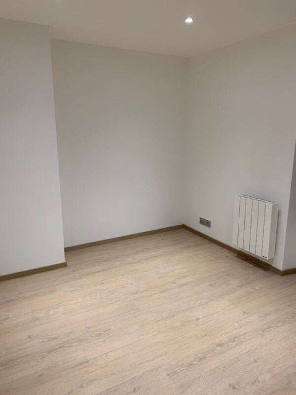 T3 - Photo 4