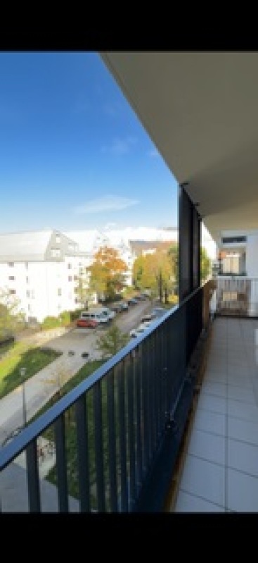 T1 - Photo 2
