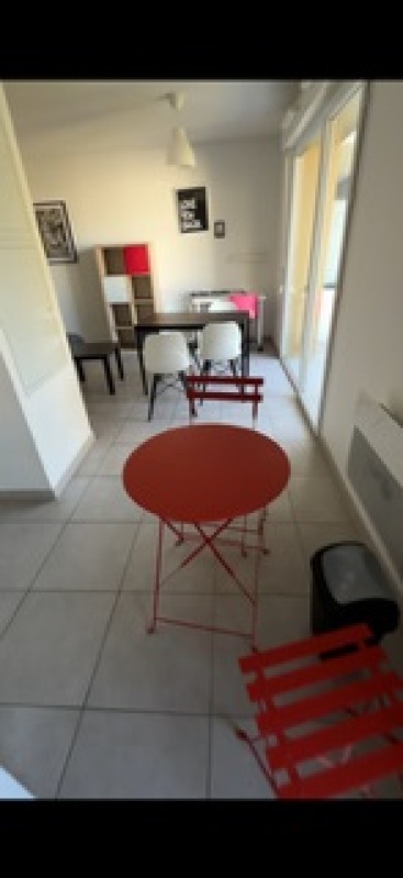 T1 - Photo 4
