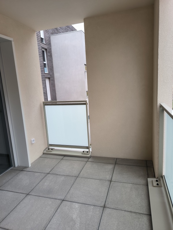 T3 - Photo 3