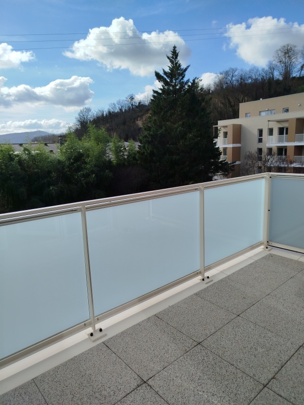 T4 - Photo 2
