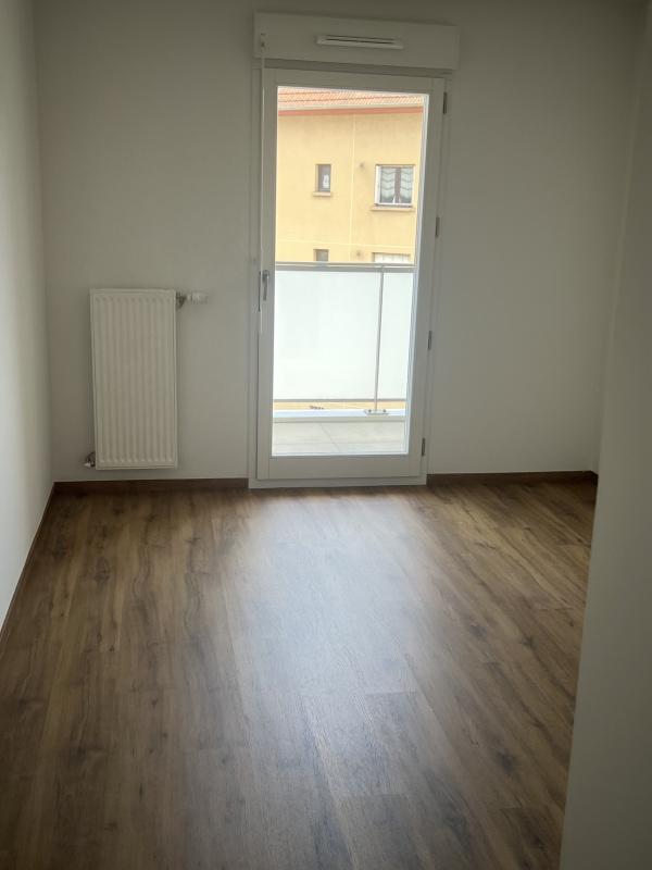 T2 - Photo 3