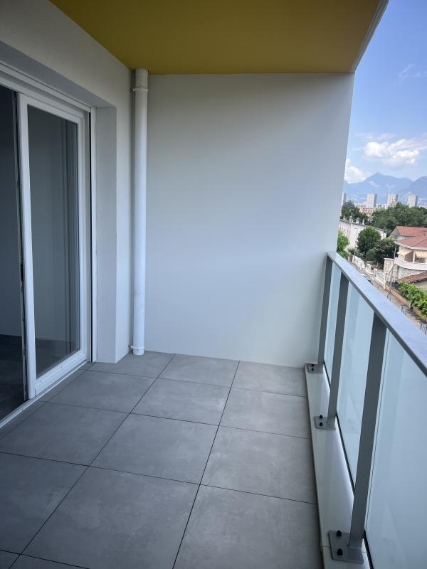 T2 - Photo 5