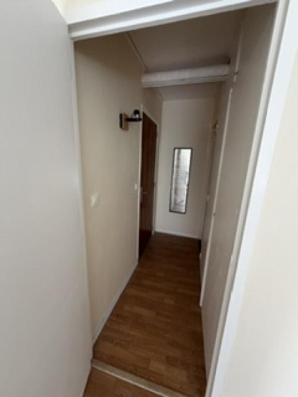 T1 - Photo 5