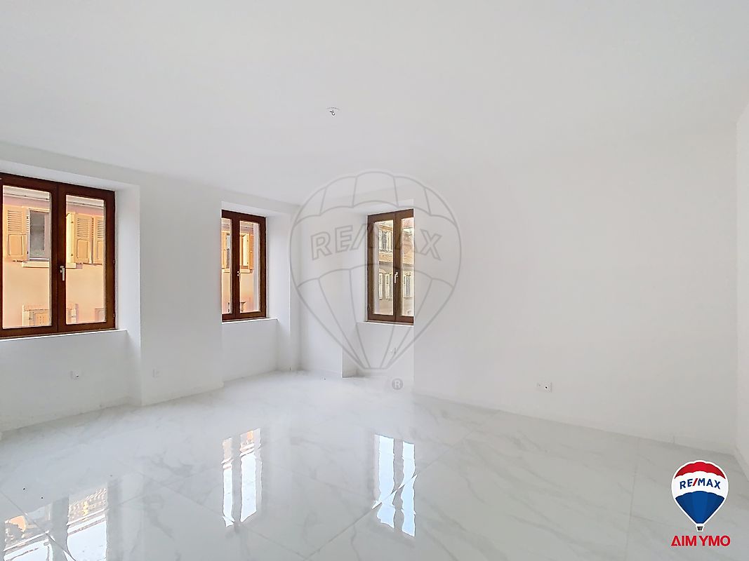 Immeuble 2 chambre(s) à vendre