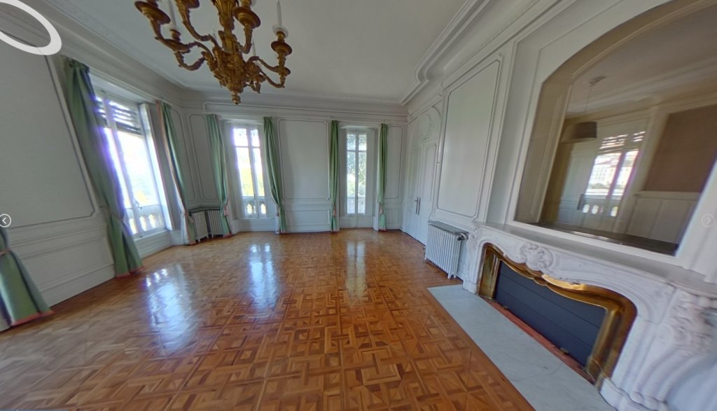 Appartement à louer, 5 pièces, 185 m², Lyon 6eme Arrondissement