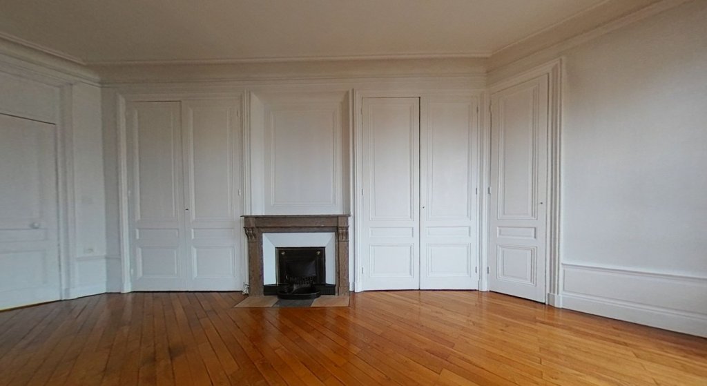 Appartement à louer, 3 pièces, 92 m², Lyon 6eme Arrondissement