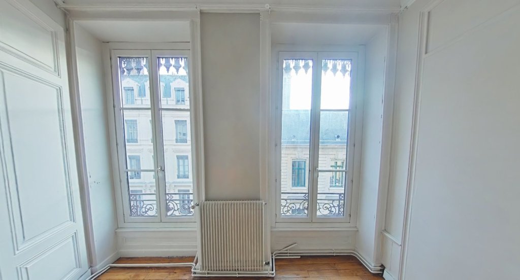 T3 RUE DE L'ANGILE LYON 5E - Photo 3
